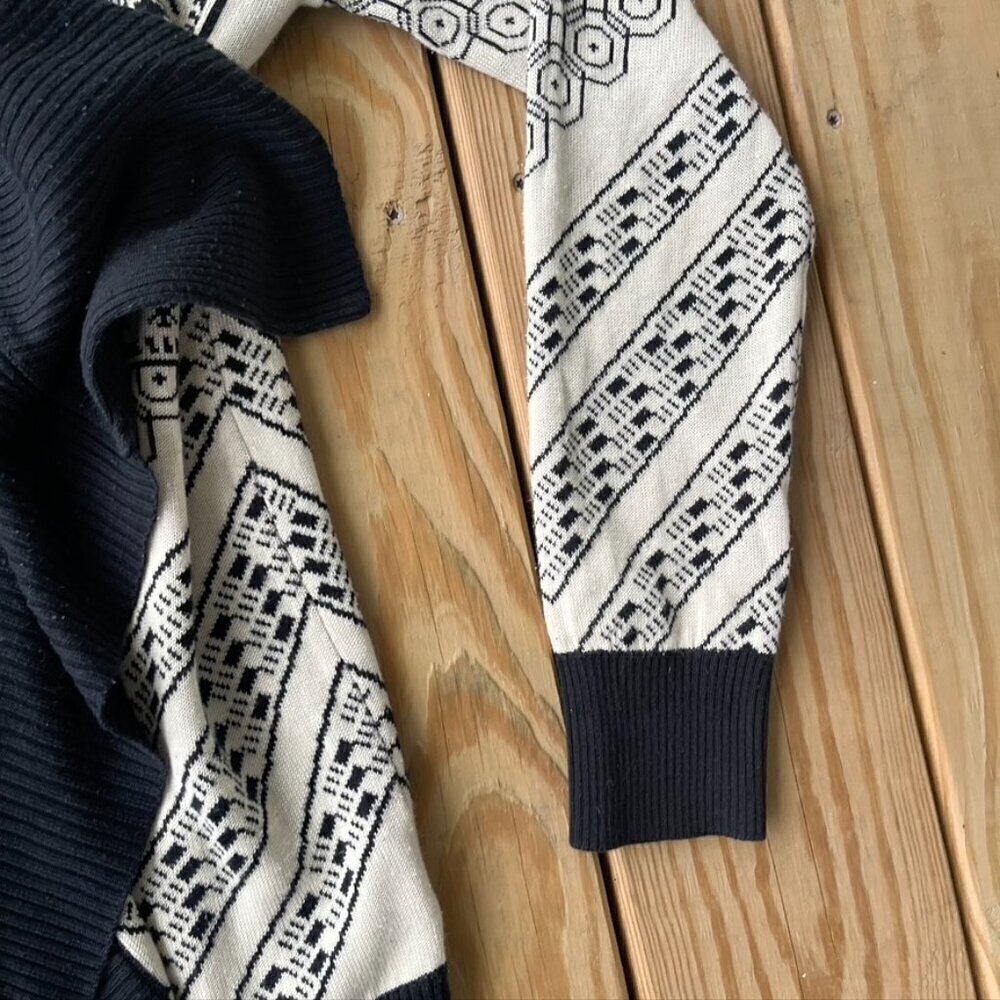 ** Anthropologie STARING AT STARS Black & Cream Geometric Cardigan Size S - Picture 5 of 10